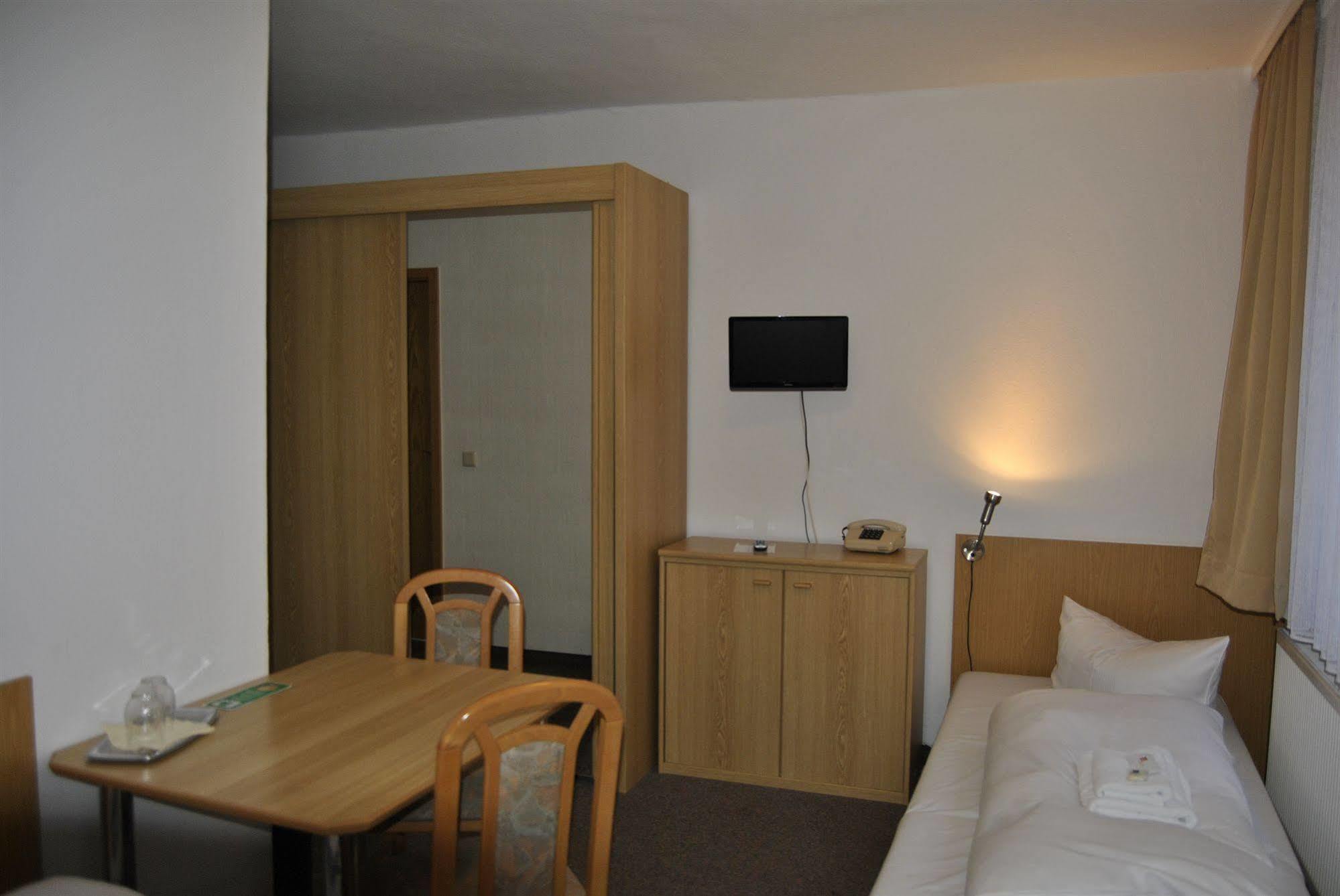Hotel Heidenschanze เดรสเดน ภายนอก รูปภาพ